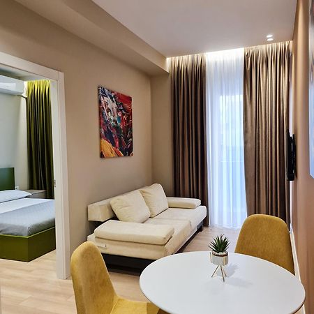 Meri Apartment Tirana Buitenkant foto
