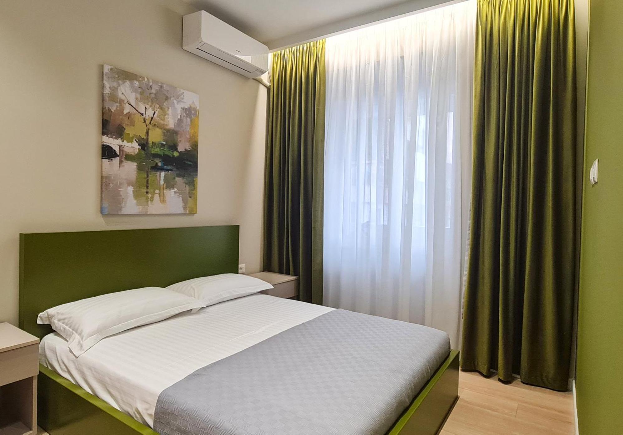 Meri Apartment Tirana Buitenkant foto