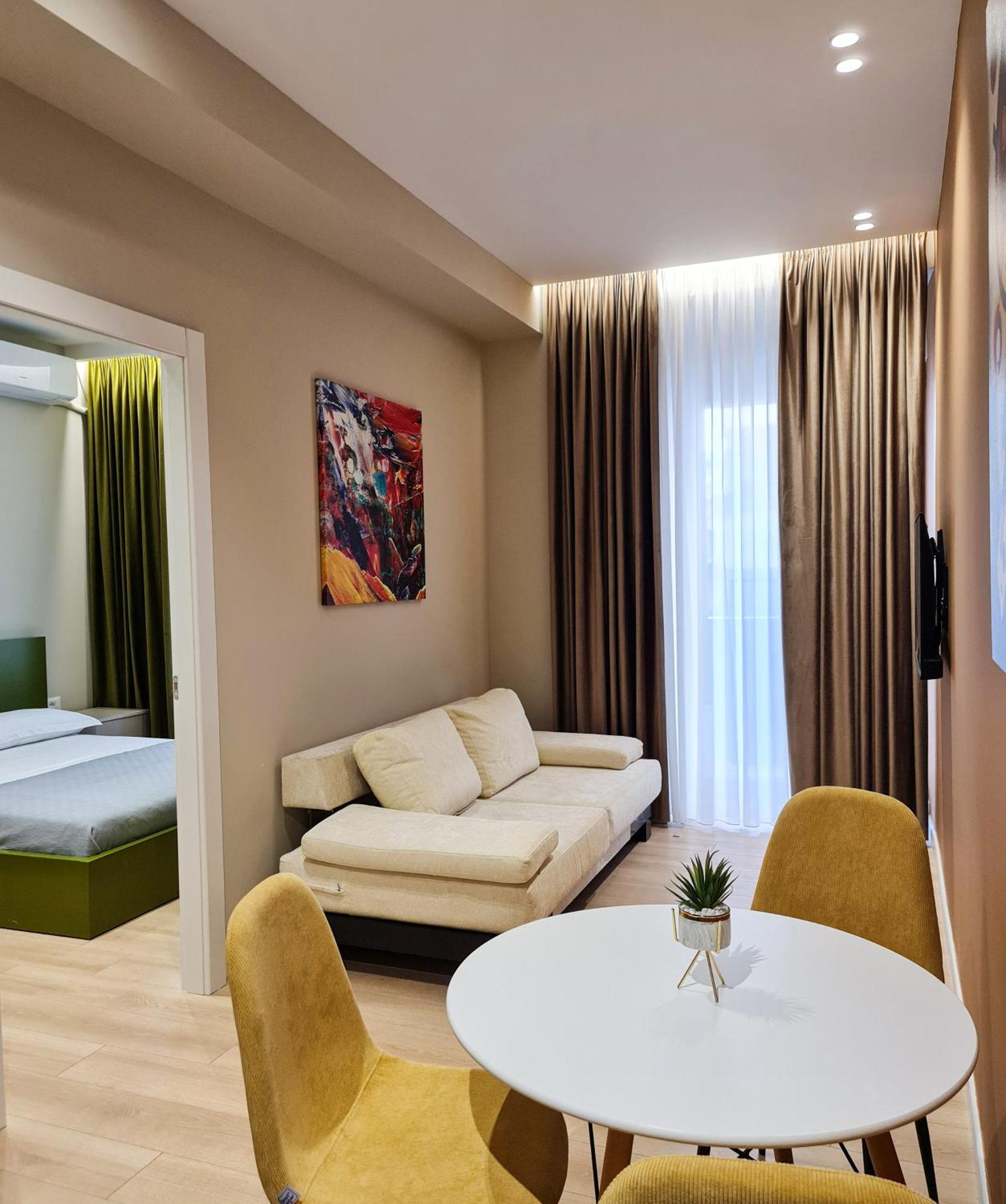 Meri Apartment Tirana Buitenkant foto